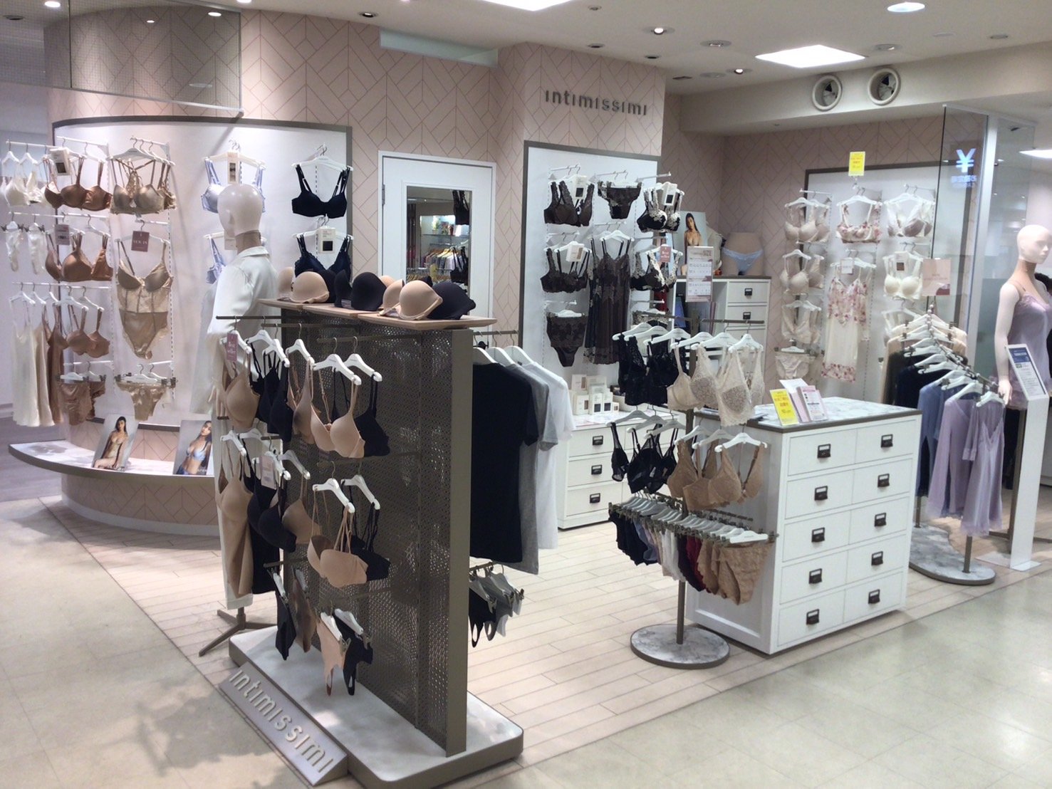 Intimissimi 髙島屋京都店