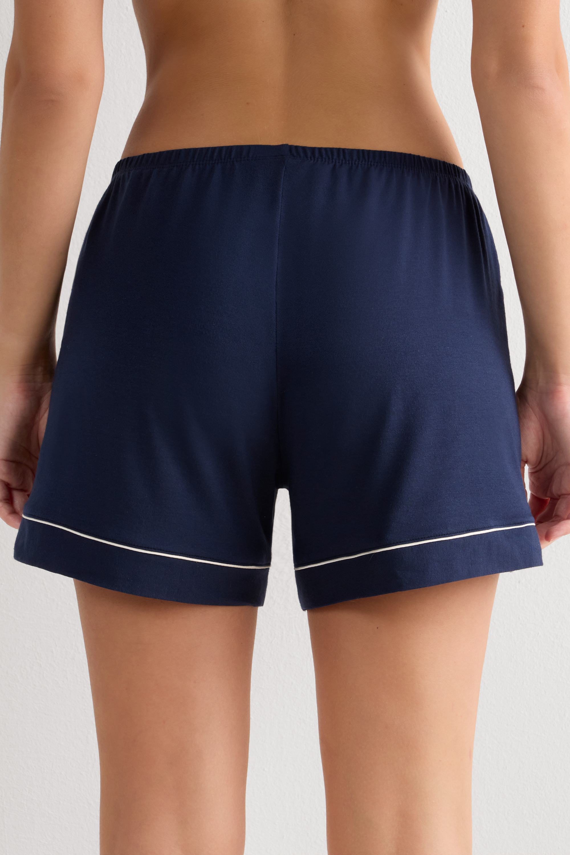 Pantaloncino in Modal con Profili a Contrasto