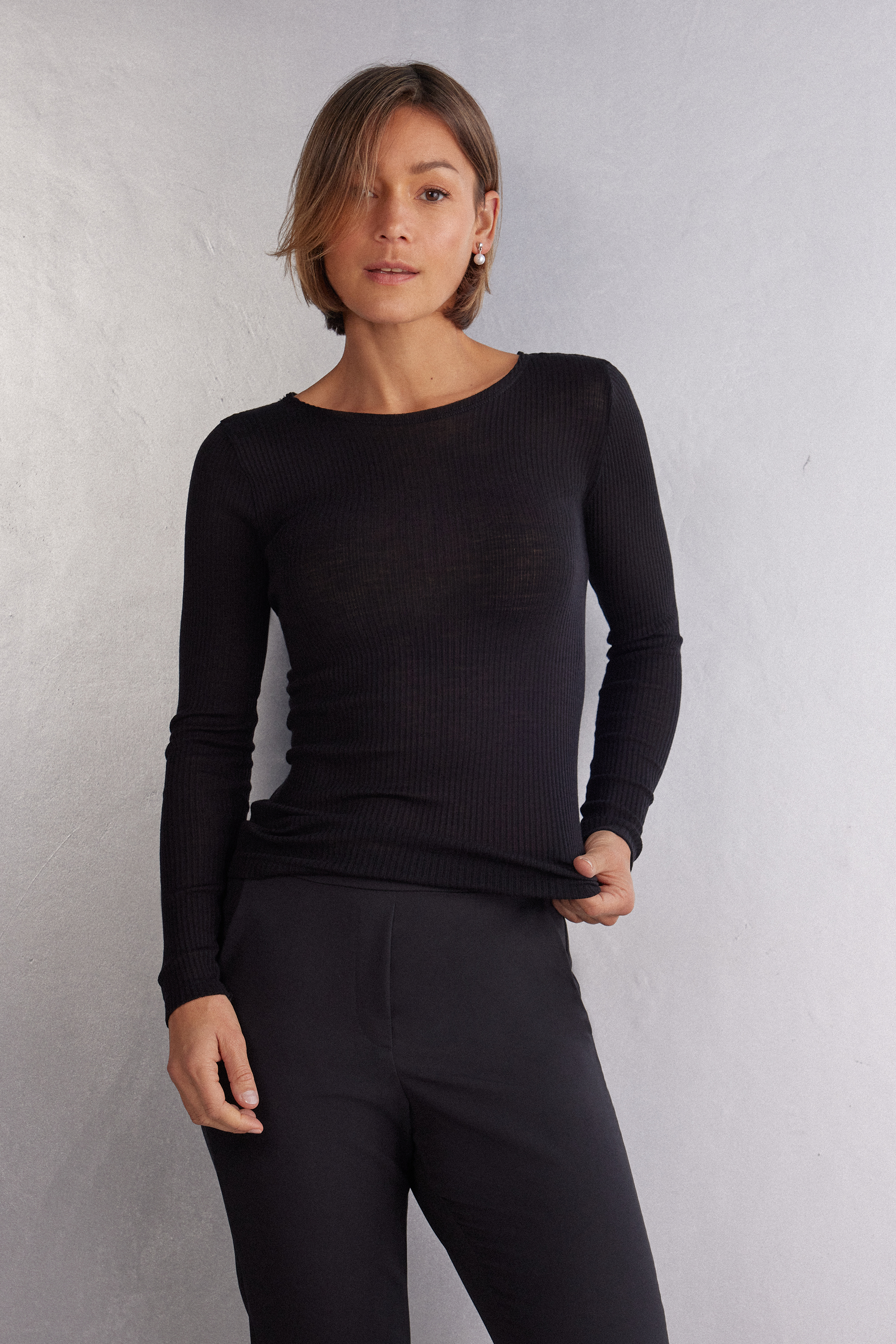 Maglia Manica Lunga a Girocollo Ampio in Lana e Seta