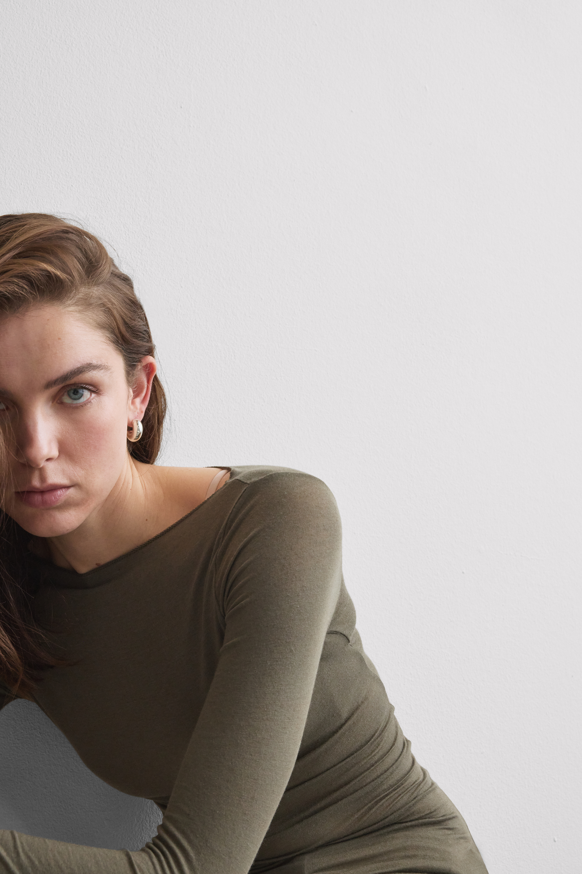 Maglia Manica Lunga Ultralight con Cashmere e Scollo a Barchetta