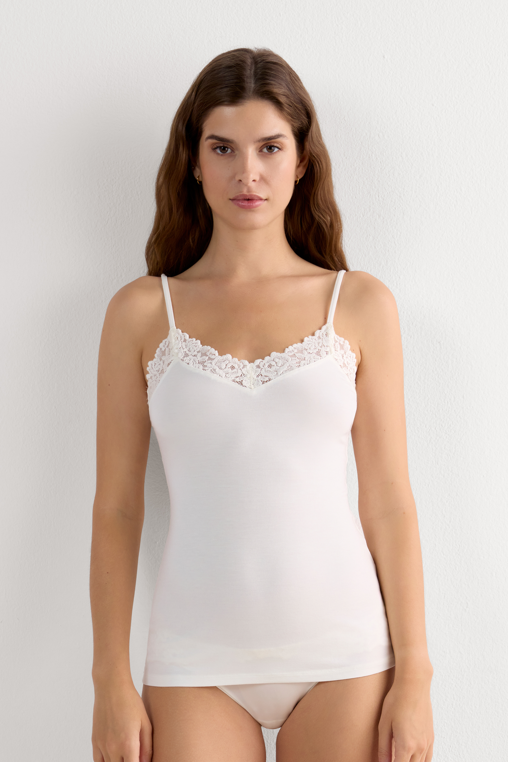 Top in Modal Pretty Flowers