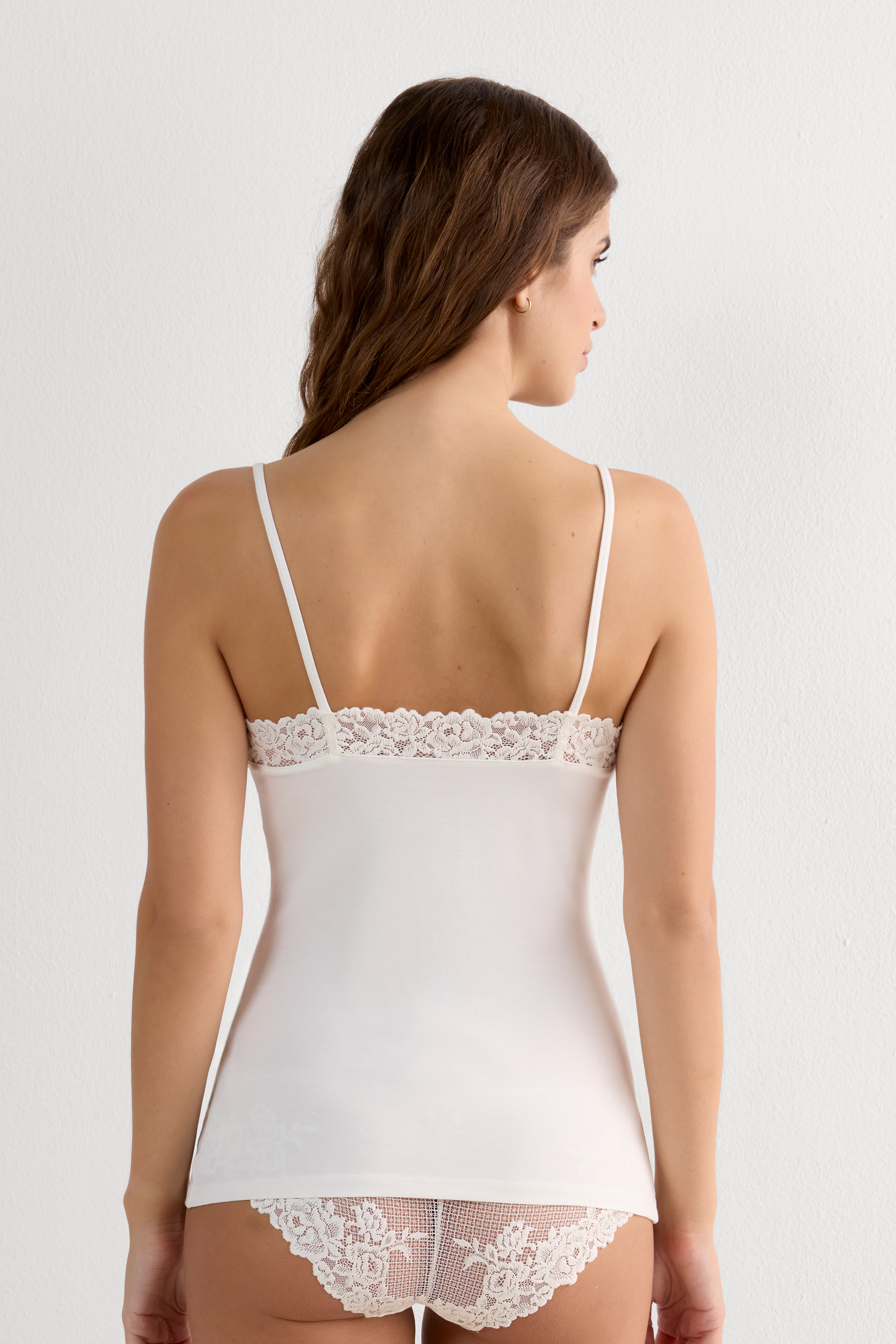 Top in Modal Pretty Flowers