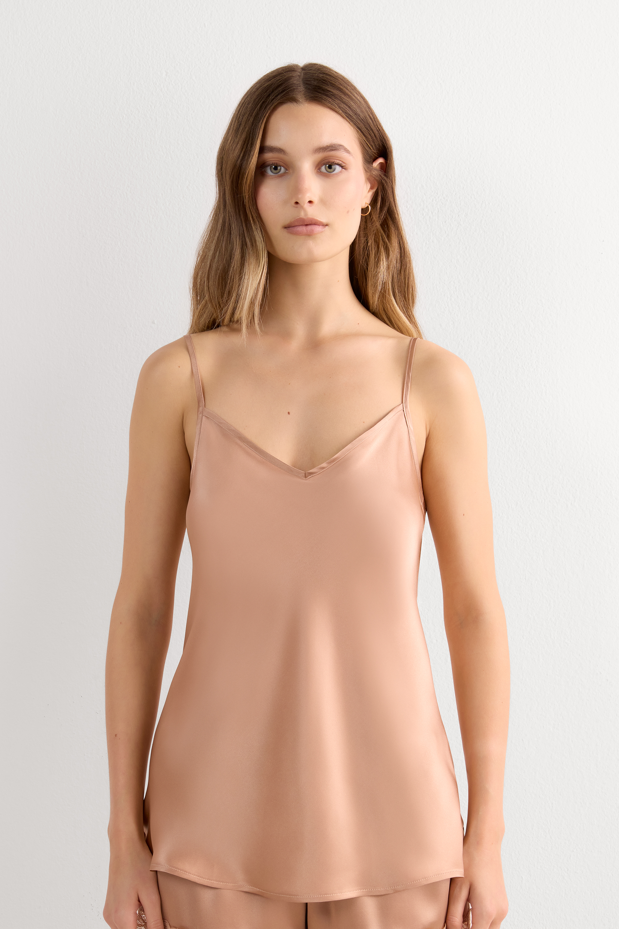 Top in Raso di Seta con Scollo a V