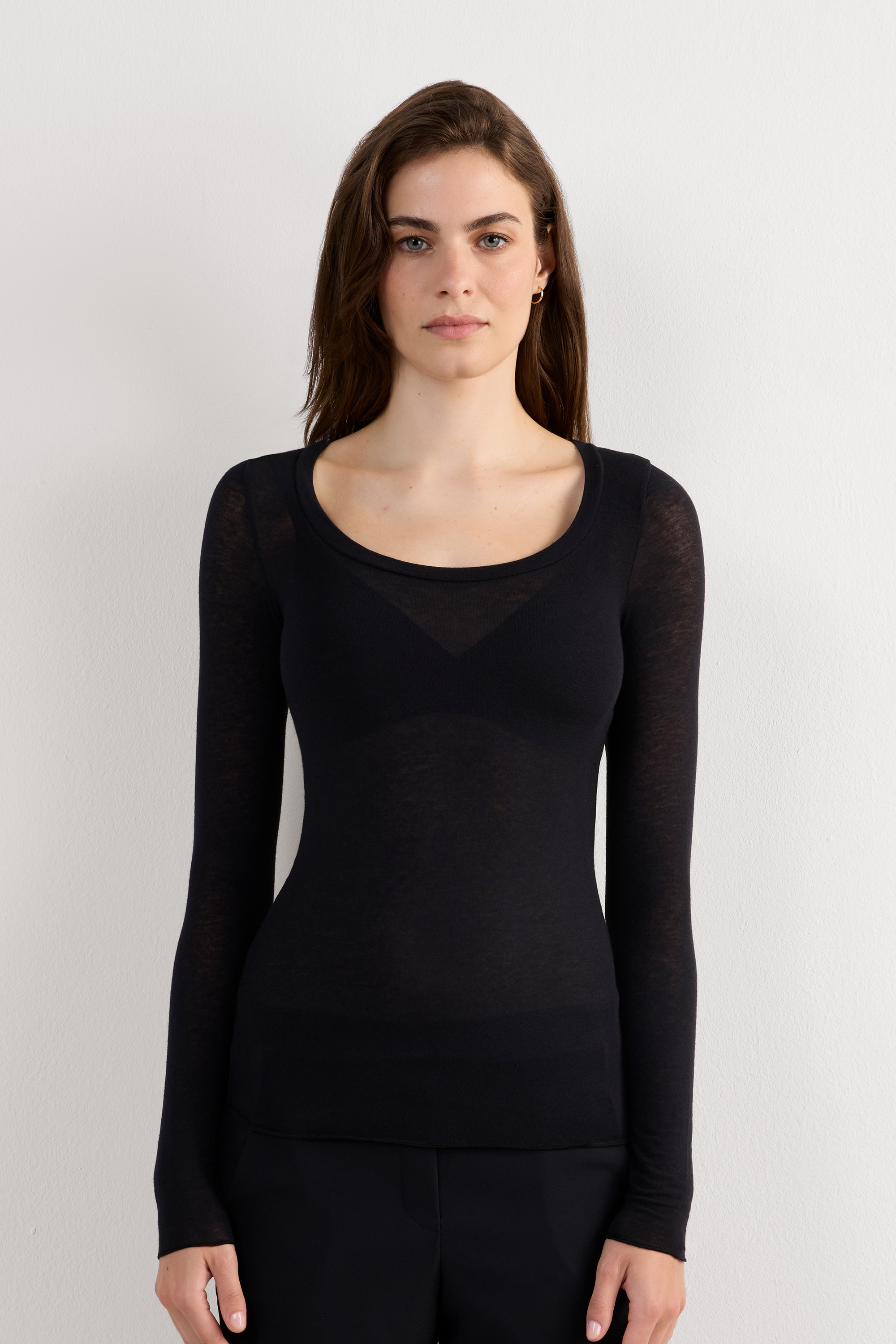 Maglia Manica Lunga Modal Ultralight con Cashmere Scollo Madonna