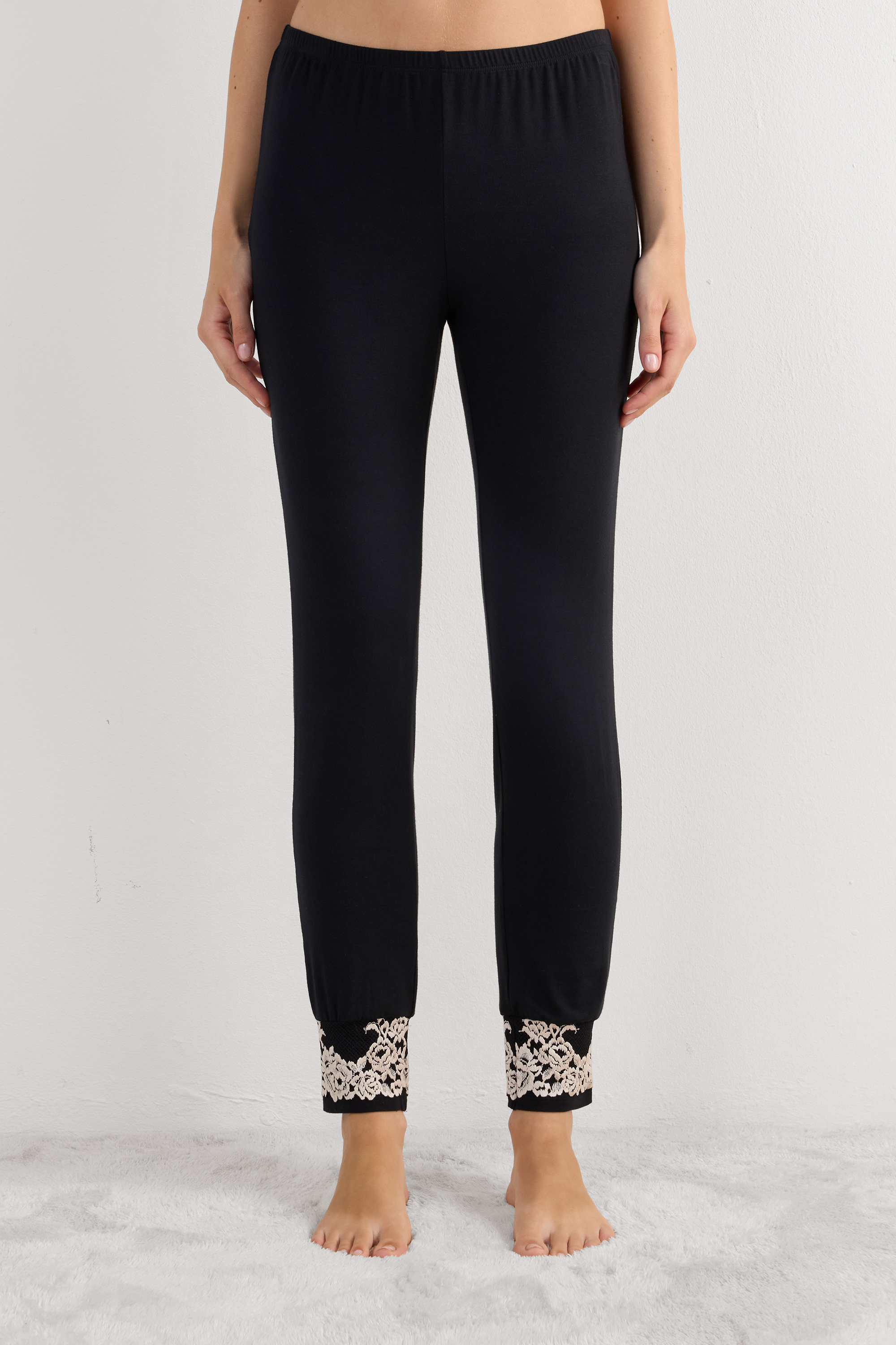 Pantalone Lungo in Modal con Polsino Pretty Flowers