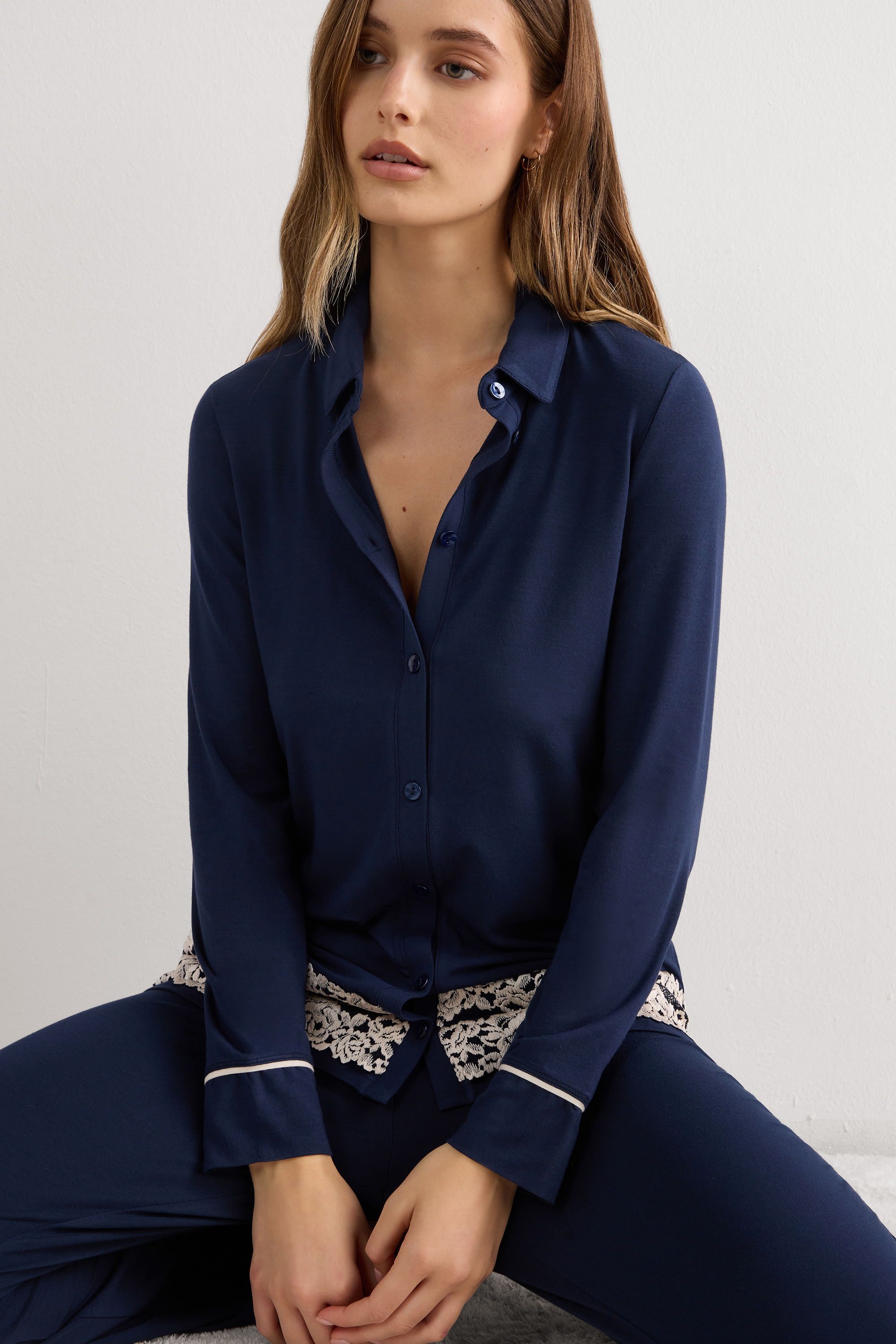 Maglia Aperta Davanti in Modal Pretty Flowers