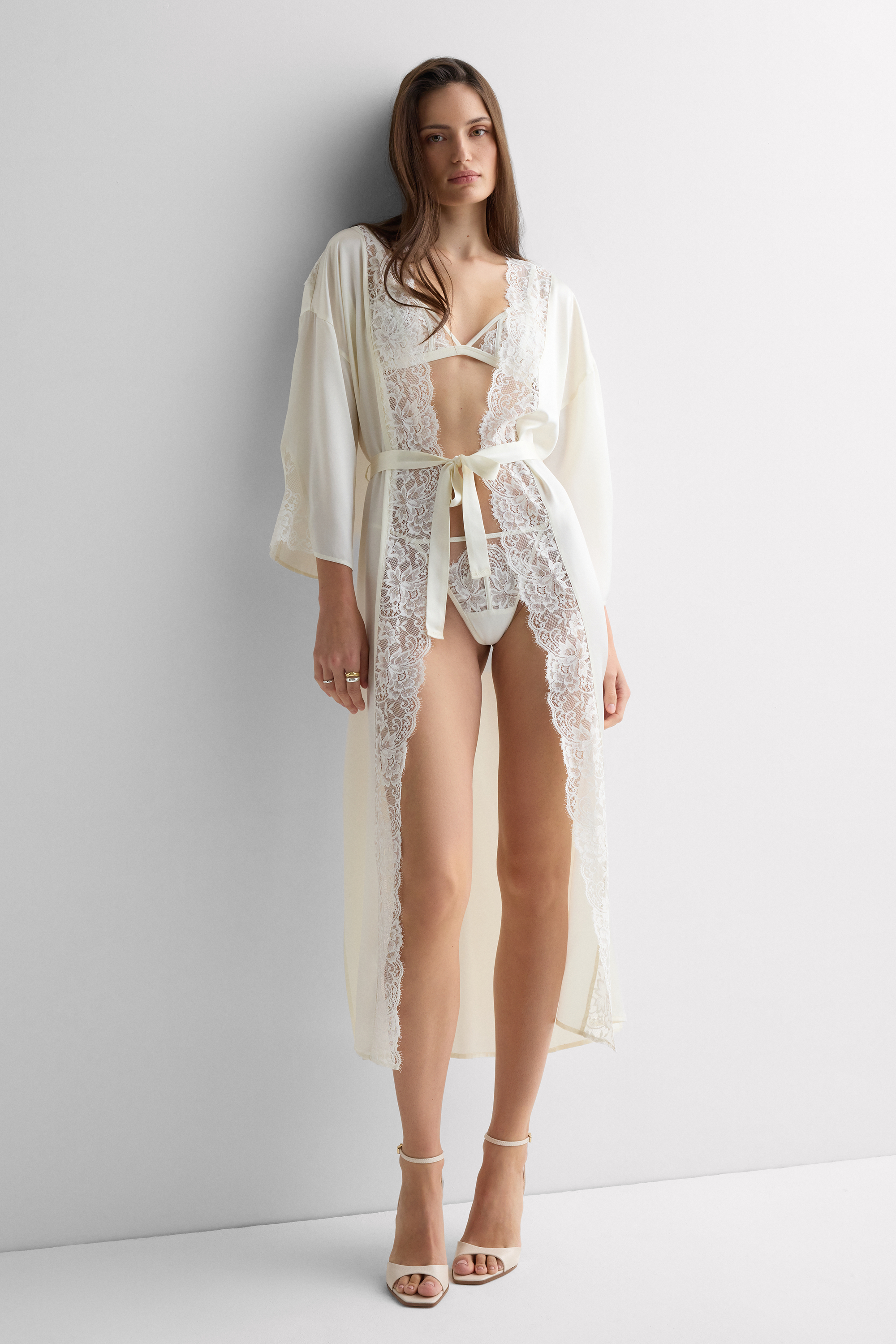 Vestaglia Lunga in Seta Ethereal Embrace