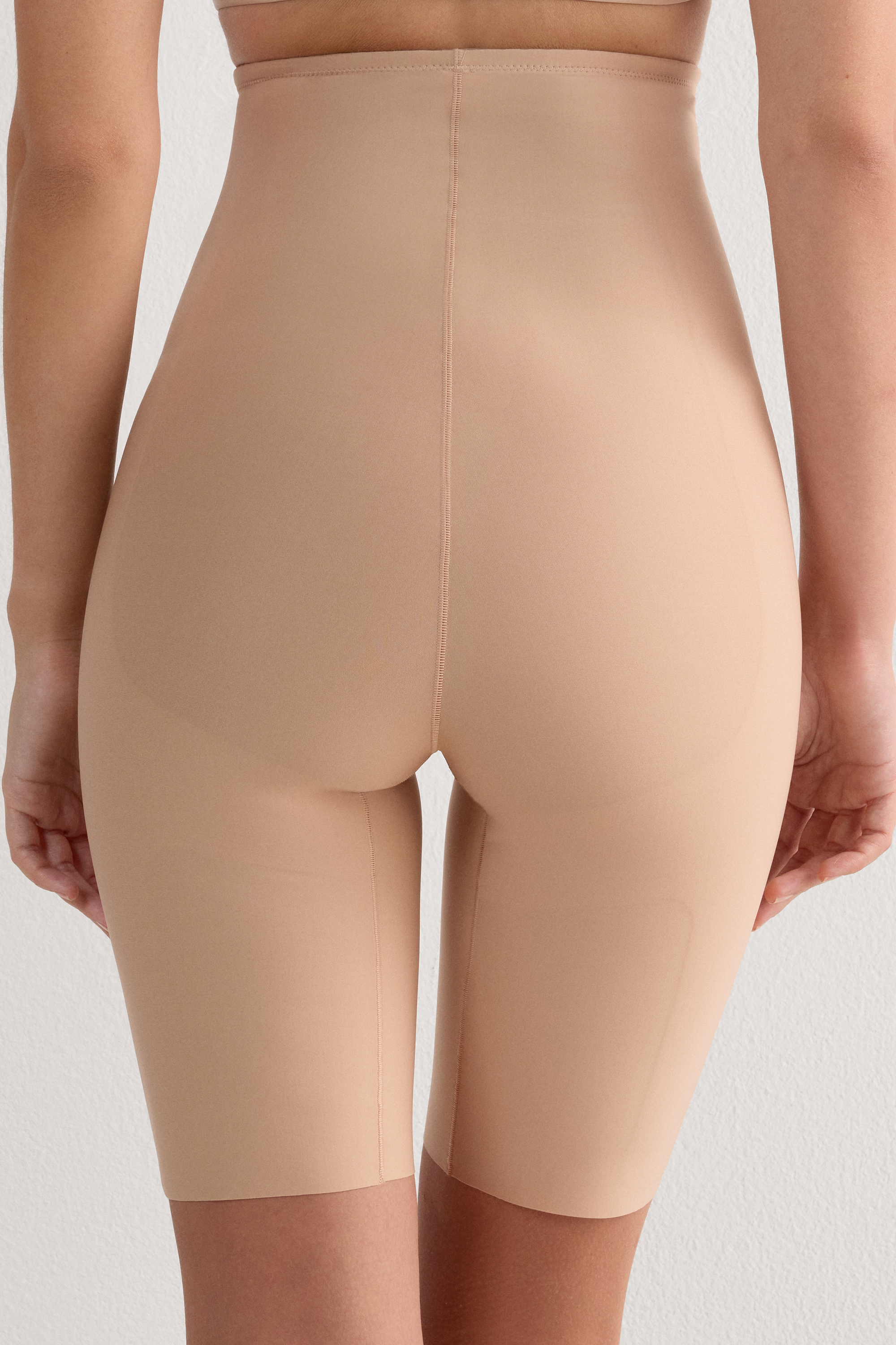 Pantaloncino Modellante in Microfibra Senza Cuciture