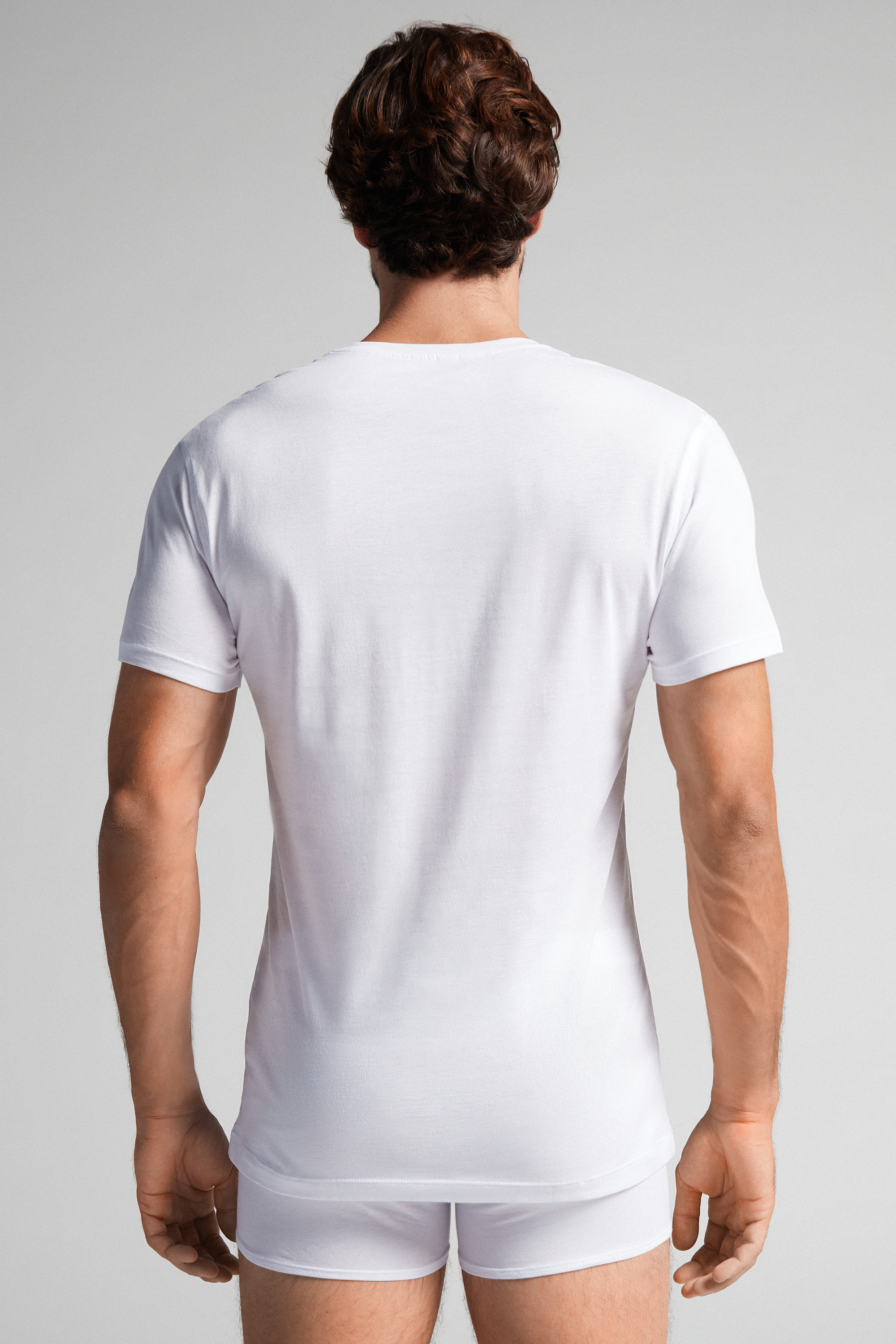 T-Shirt Scollo V in Cotone Superior Extrafine