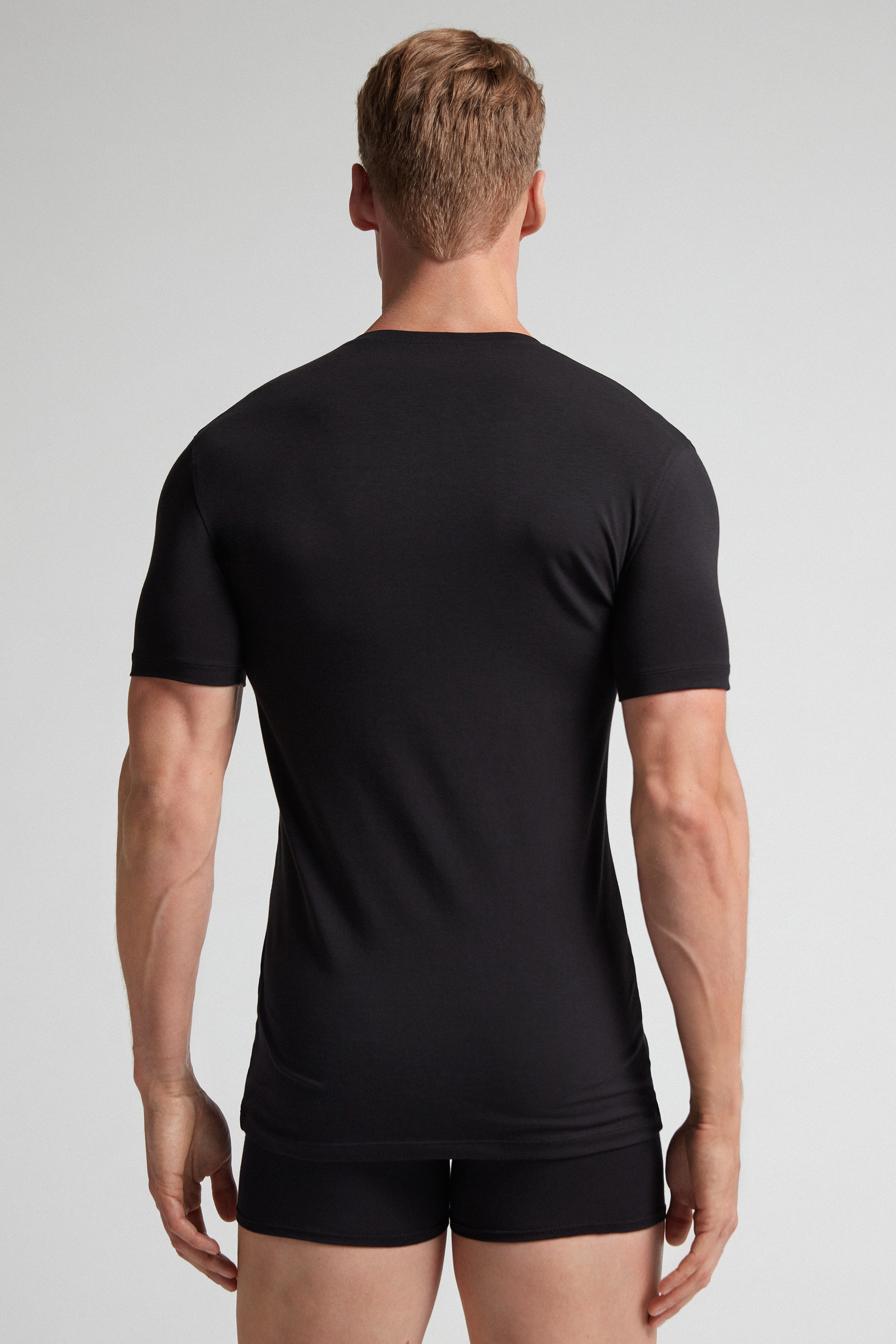 T-shirt con Scollo a V in Cotone Superior Elasticizzato