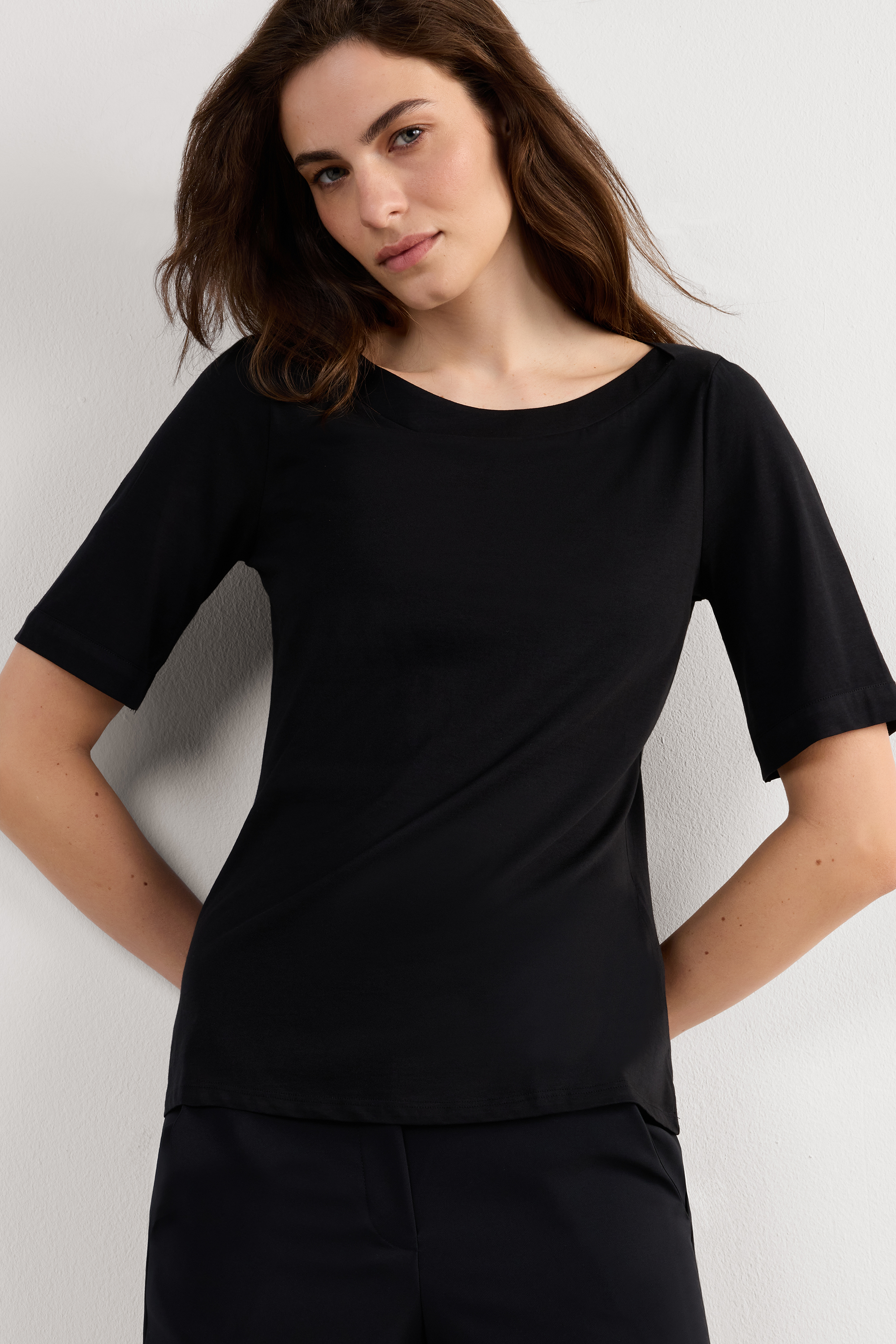 Maglia Manica Corta Scollo a Barchetta in Cotone Ultrafresh