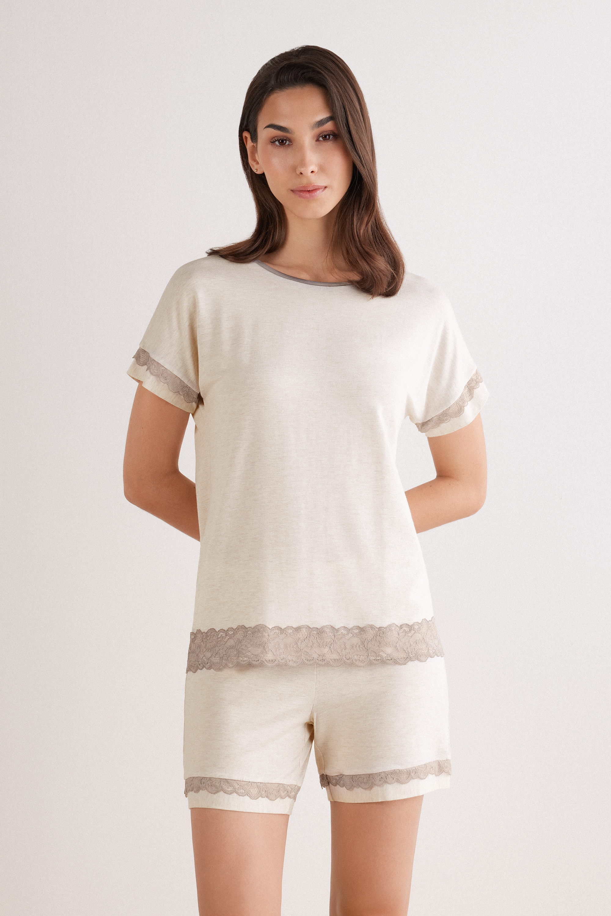 Pigiama Corto in Modal con Pizzo