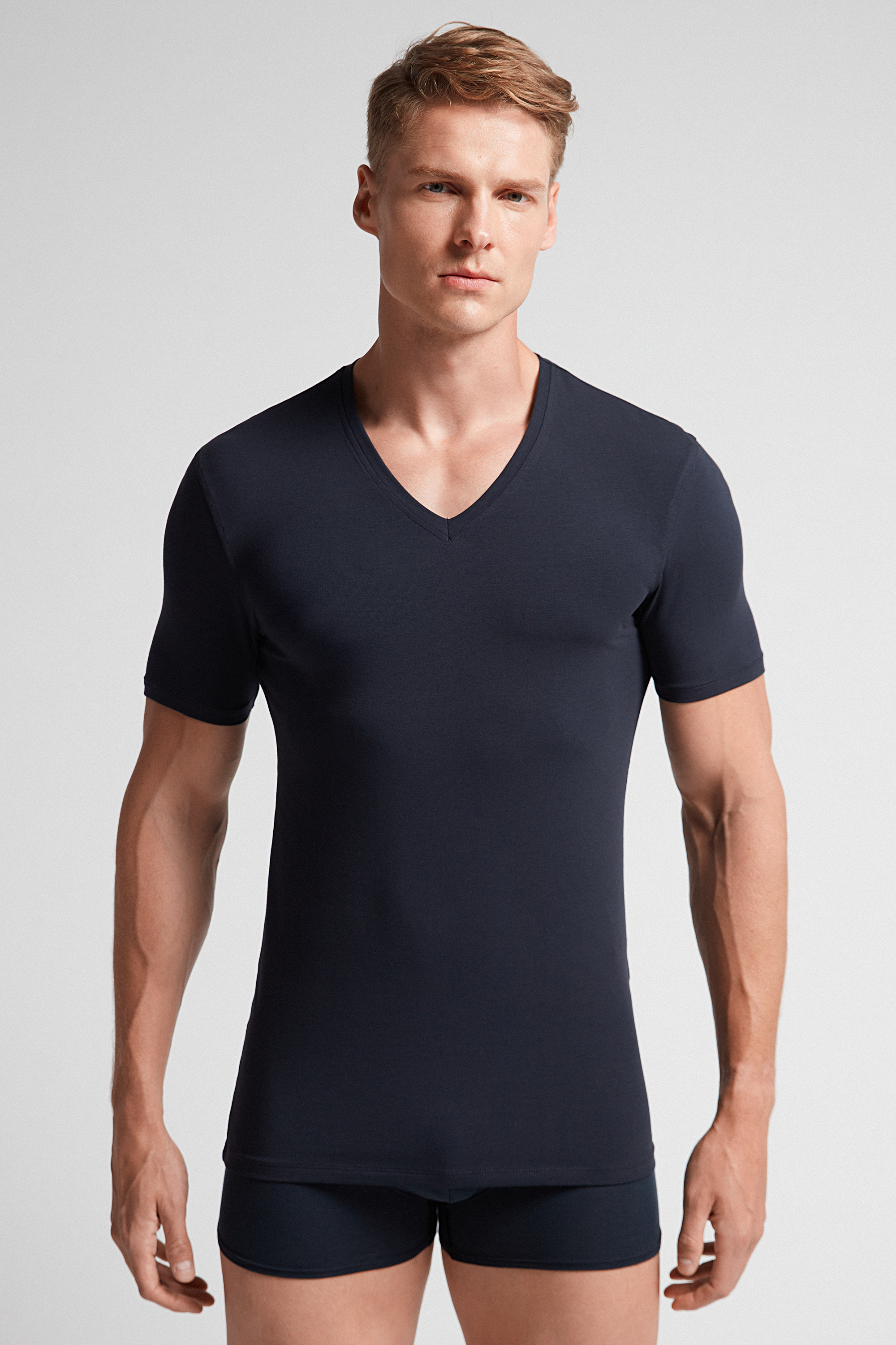 T-shirt con Scollo a V in Cotone Superior Elasticizzato