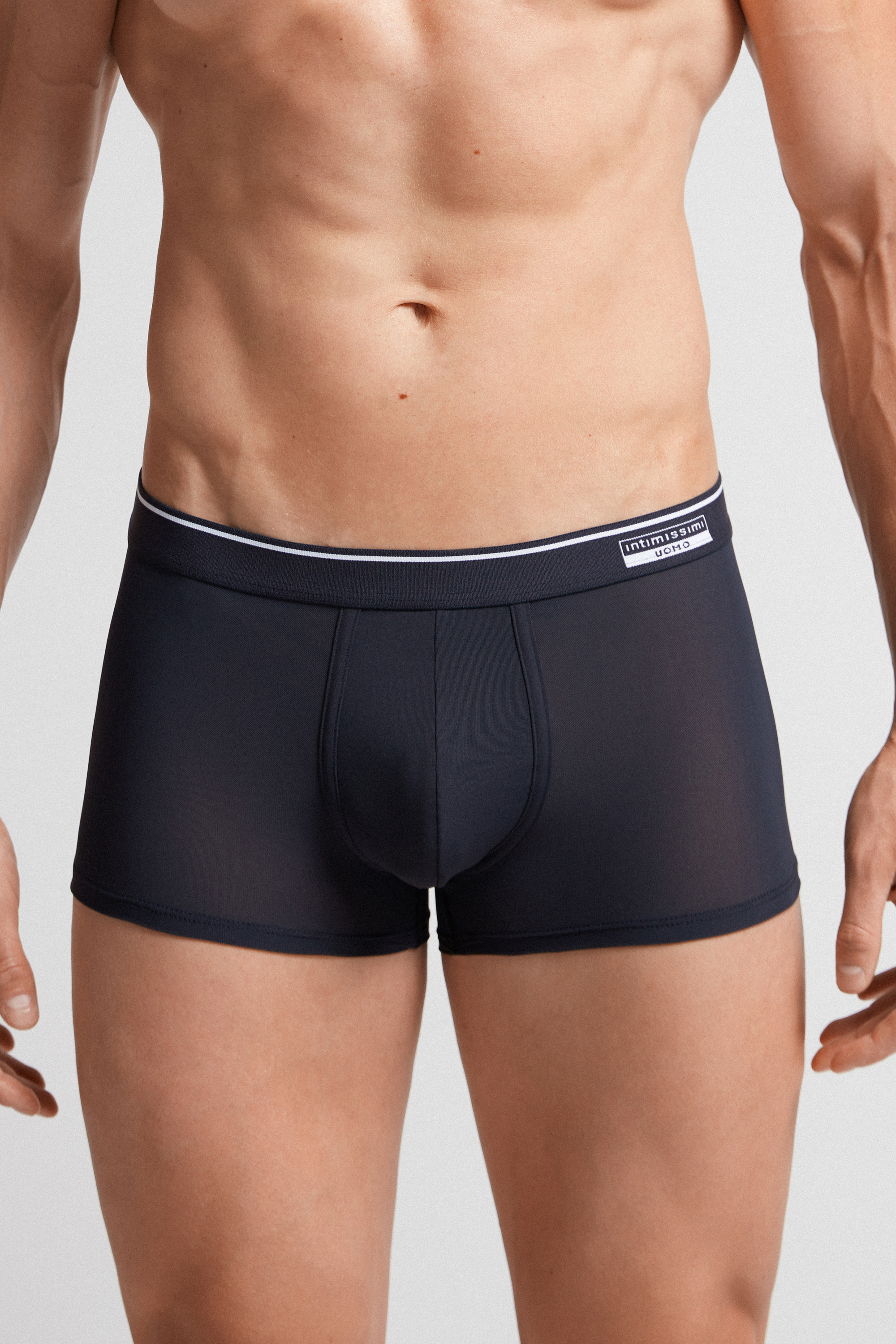 Boxer in Microrete Super Fresh