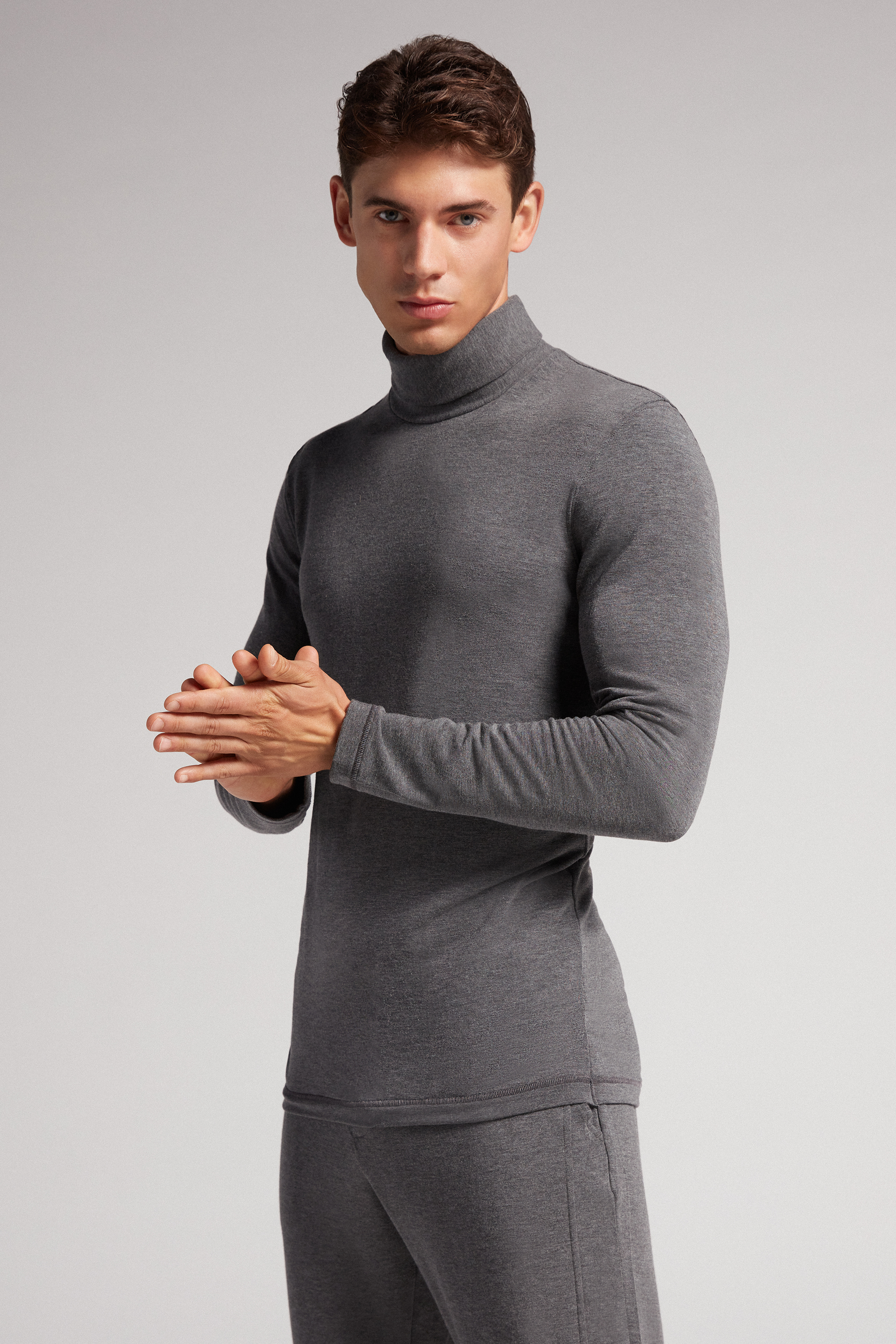 Maglia a Manica Lunga in Modal Cashmere Collo Alto