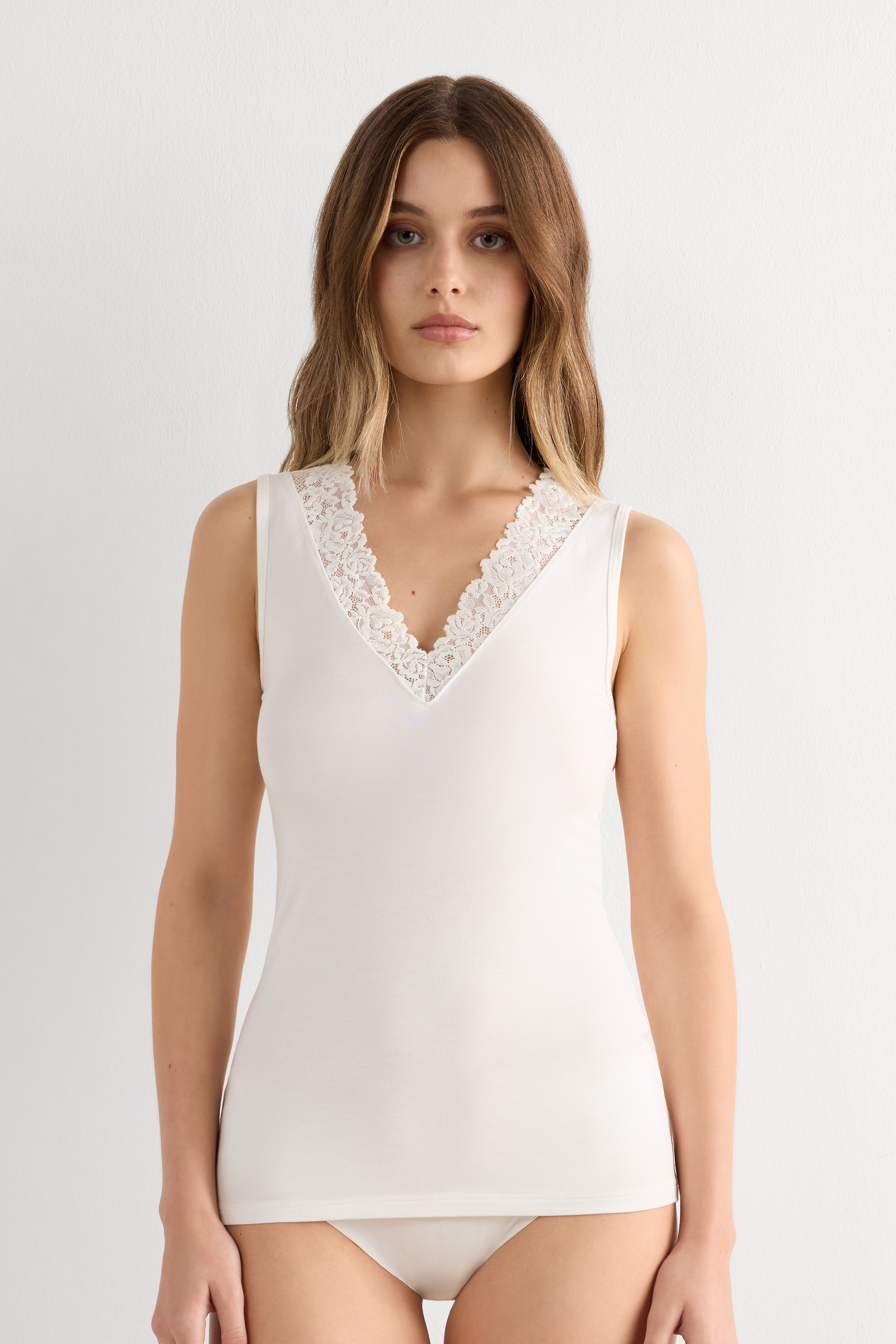 Canotta in Modal e Pizzo Pretty Flower
